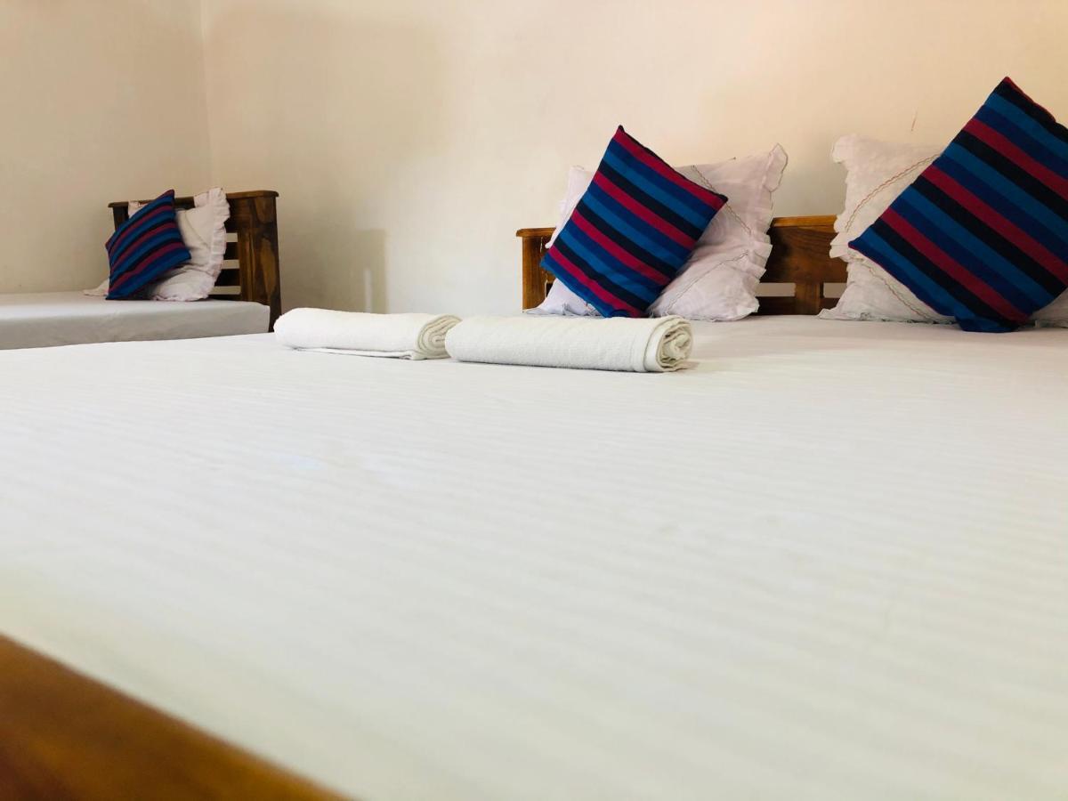 Kumari Guest House Polonnaruwa Dış mekan fotoğraf